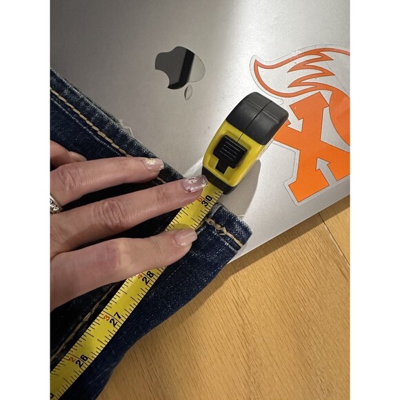 True Religion Women’s Rainbow Billy Jeans 28/30 Distressed Flap Pockets - Picture 8 of 13